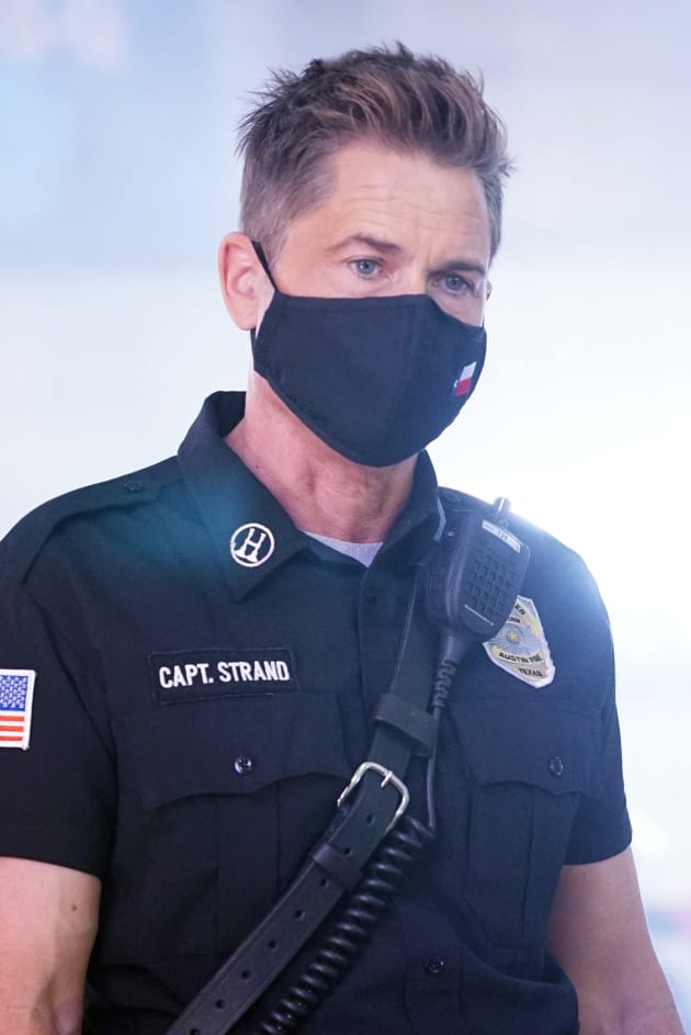 911 lone star season 2 episode 2025 1 watch online