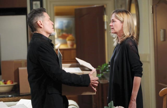 Paige's Daddy Return - Days of Our Lives