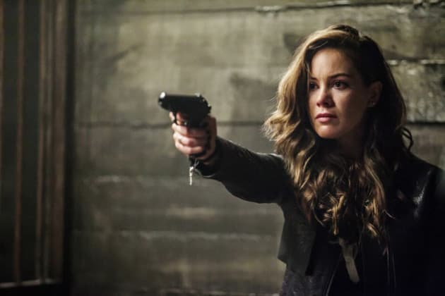 Claire Makes A Threat - Dominion Season 2 Episode 8