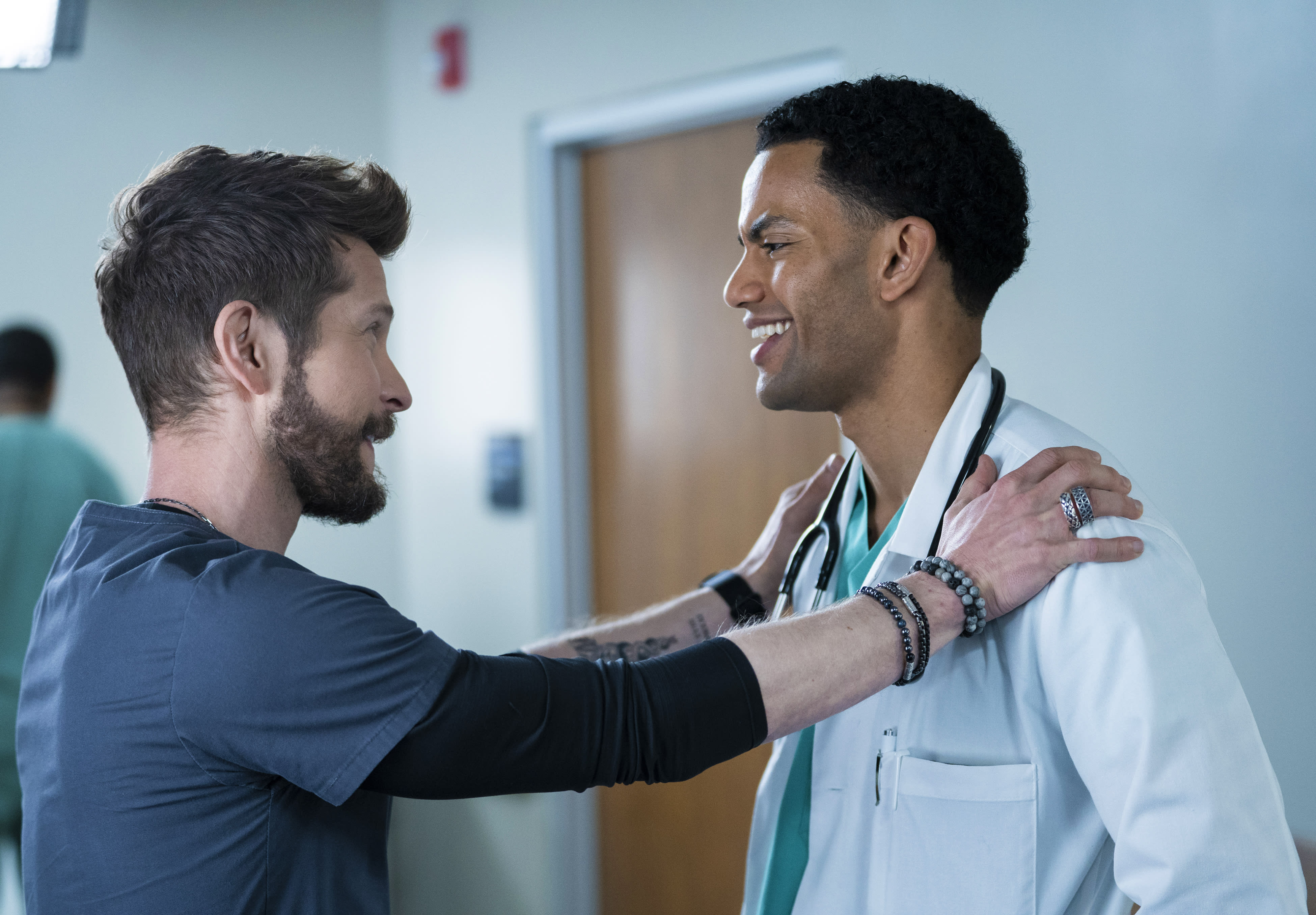 The Resident Saison 5 Episode 14 The Resident Season 5 Episode 9 Review: He'd Really Like To Put In A  Central Line - TV Fanatic