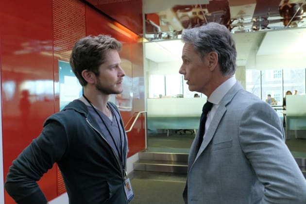 Peacocking - The Resident Season 1 Episode 1