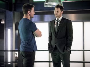 Arrow season 5 hotsell online with subtitles