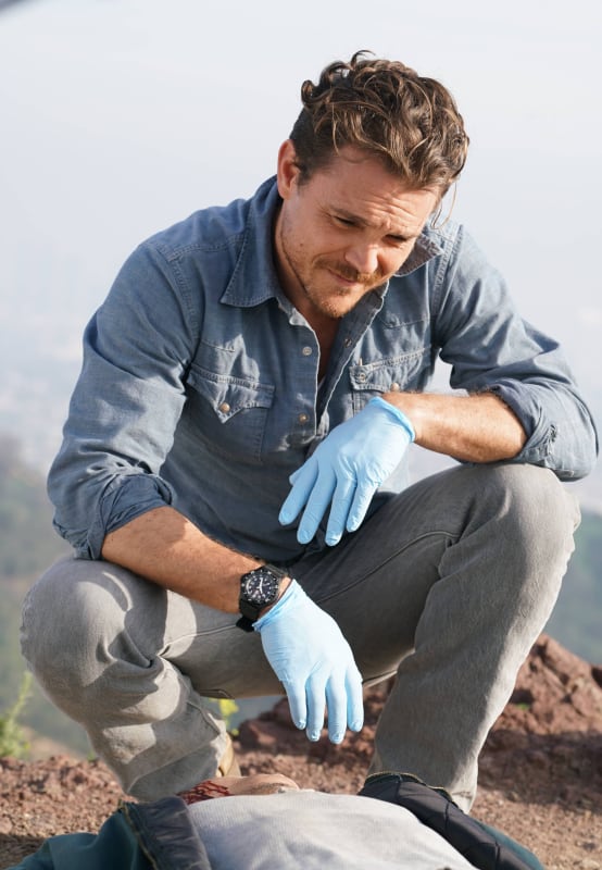A Little Closer - Lethal Weapon Season 1 Episode 1