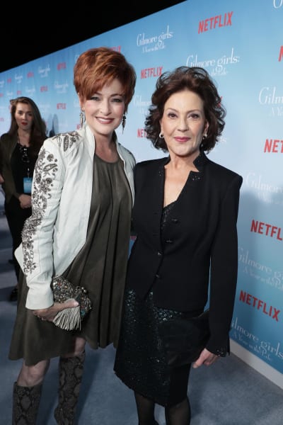 Members of the DAR - Gilmore Girls: A Year in the Life