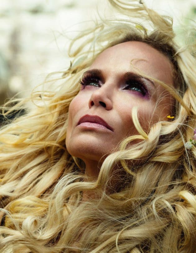 Vertical CloseUp on Easter American Gods Season 1 Episode 8 TV Fanatic