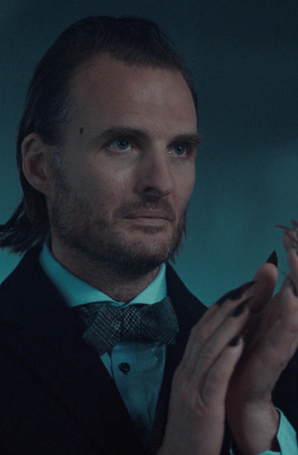 Jack of Knives - Wynnona Earp