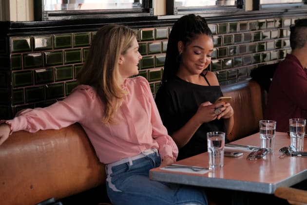 Sutton and Kat Planning - The Bold Type Season 3 Episode 2