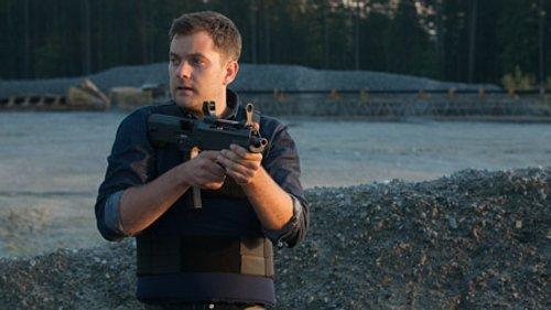 Peter, Armed