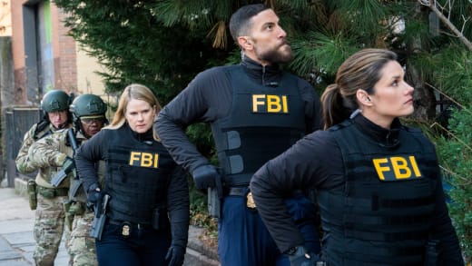 Professional Informant -- Squatter - FBI Season 5 Episode 13
