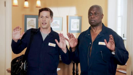 Caught In Action - Brooklyn Nine-Nine Season 8 Episode 8