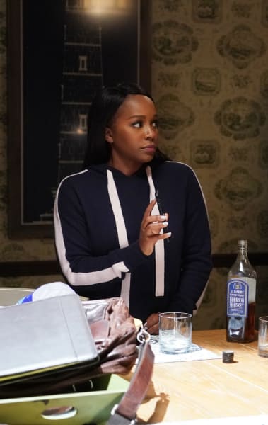 Showing Connor - How To Get Away With Murder Season 6 Episode 15