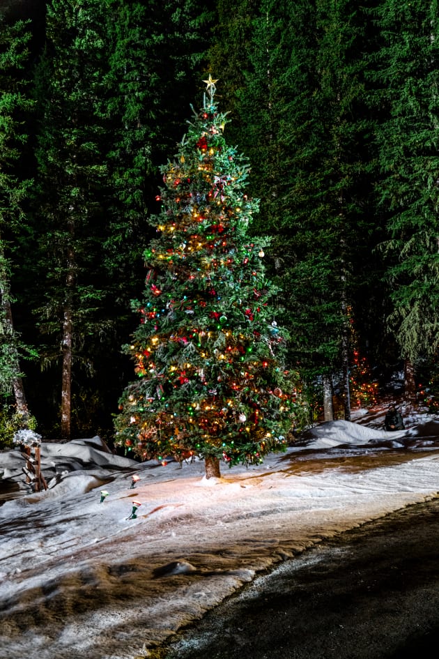 Mark Deklin Previews Meet Me at Christmas, Talks New Filming Protocals