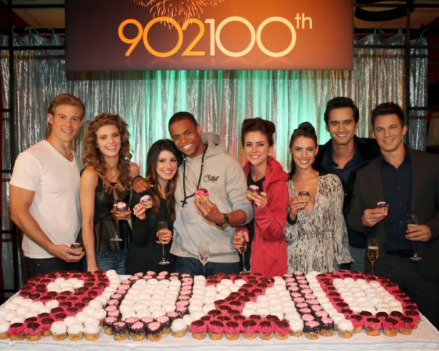 90210 Cast Celebration