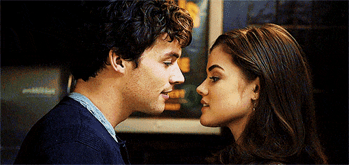 Aria and Ezra - Pretty Little Liars