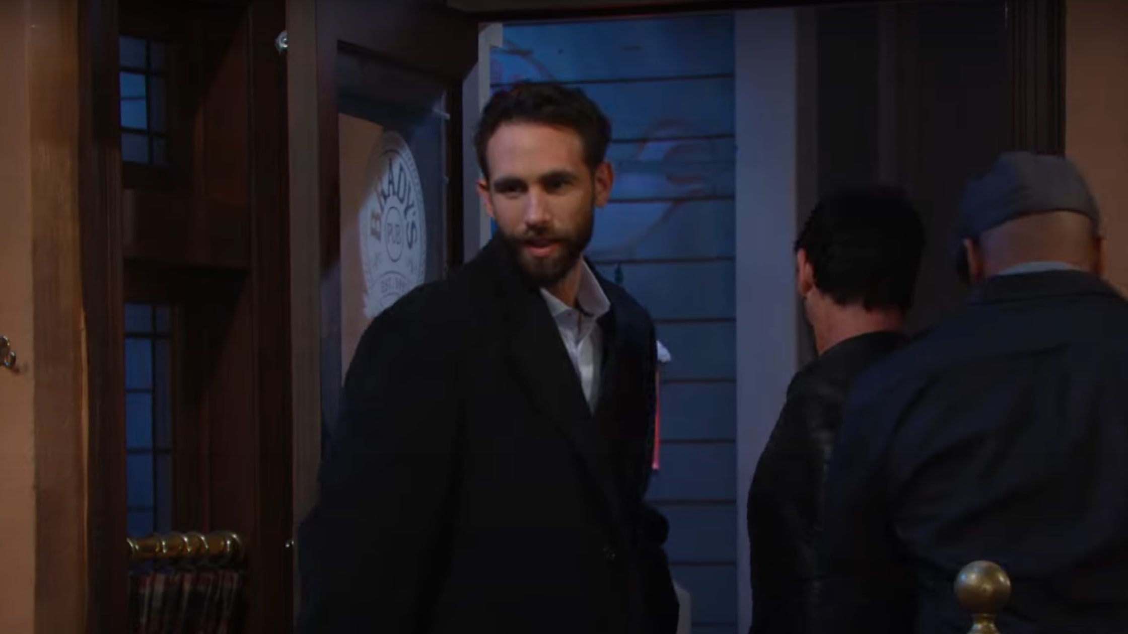 Everett Pressures Chad - Days of Our Lives - TV Fanatic