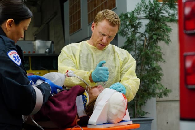 King of Trauma - Grey's Anatomy Season 13 Episode 15