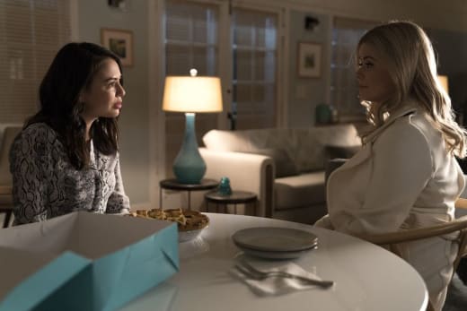 Pretty little liars online the perfectionists full episodes