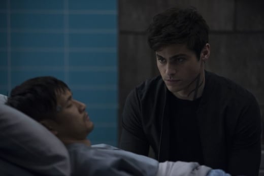 Shadowhunters Season 3 Episode 16 Review Stay With Me Tv Fanatic