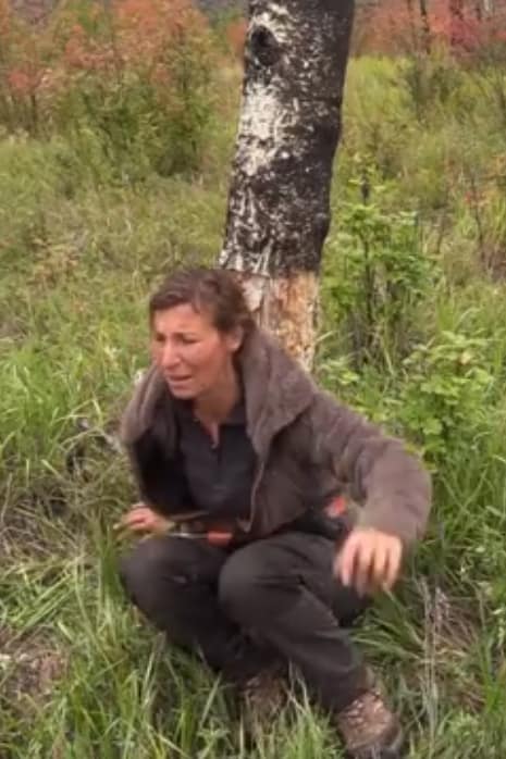 Nicole Has An Attack Alone Season 5 Episode 3 Tv Fanatic