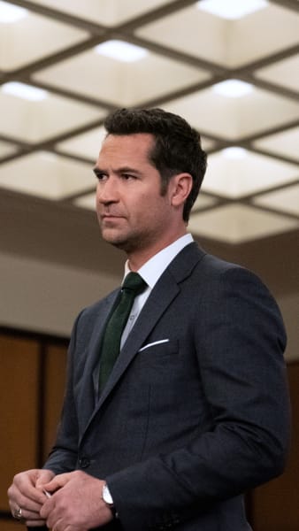 Mickey - The Lincoln Lawyer Season 2 Episode 8
