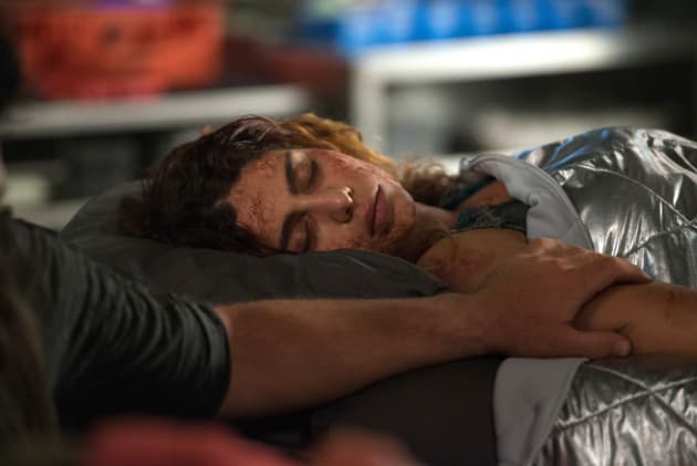 Luna – The 100 Season 4 Episode 3