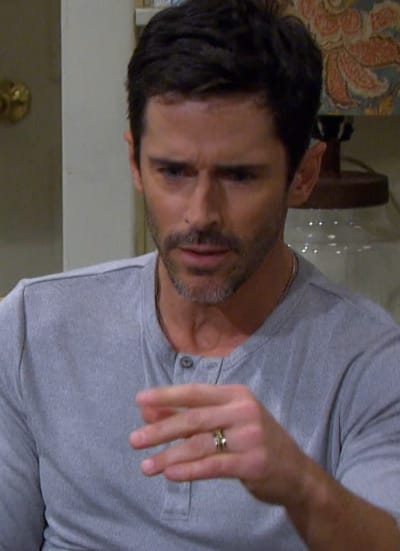 Shawn Gets Shocking News / Tall - Days of Our Lives