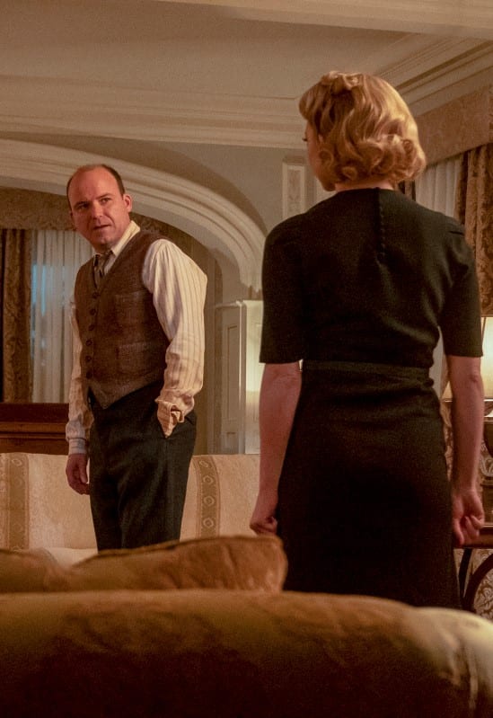 Second Thoughts - Penny Dreadful: City of Angels Season 1 Episode 8