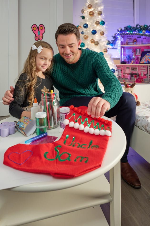 Uncle Sam Gets a Christmas Stocking