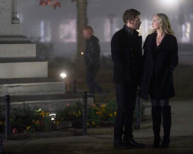 The Originals Season 5 Episode 11: Freya and Keelin Married, Hope is Dying  - TV Guide