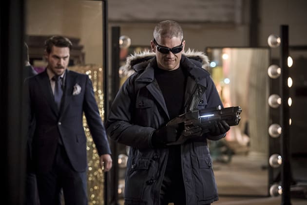 Look Out Cold! - The Flash Season 3 Episode 4