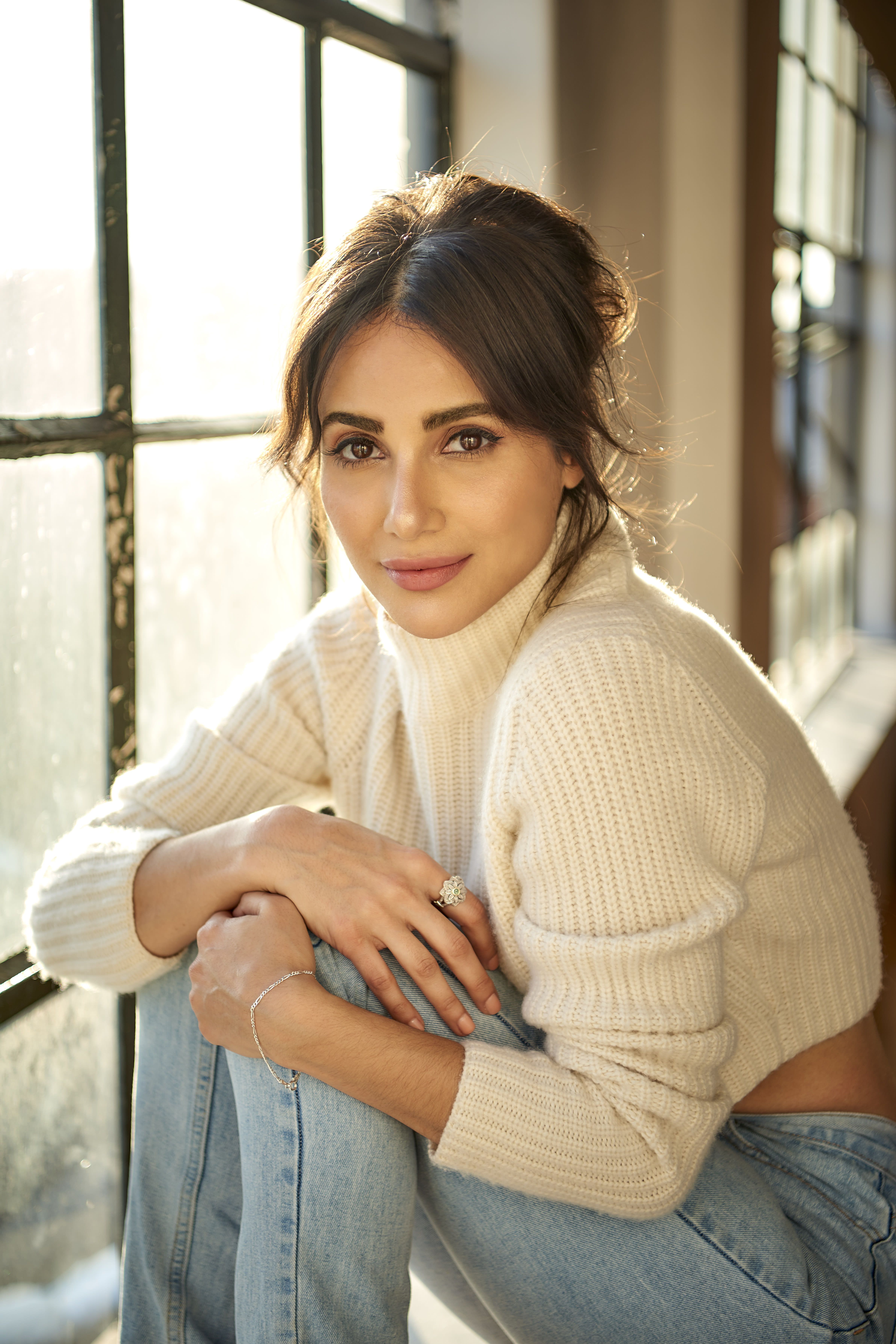 Yasmine Aker 2 - TV Fanatic