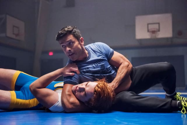 The Wrestling Team - Riverdale Season 2 Episode 11
