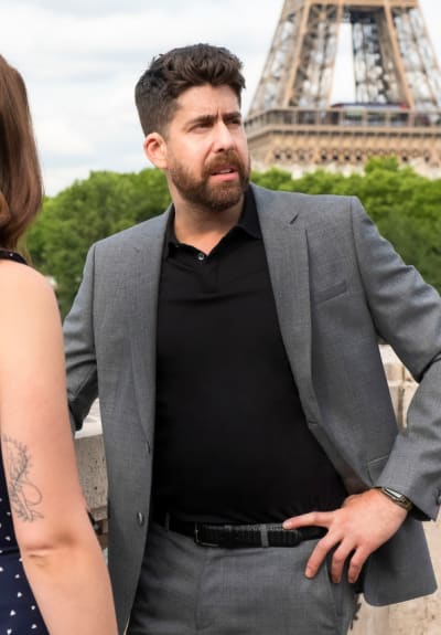 Simon in Paris - God Friended Me Season 2 Episode 1