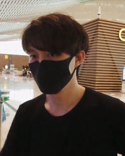 Jihoon in a Mask - 90 Day Fiance: The Other Way Season 2 Episode 22
