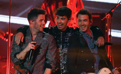 The Jonas Brothers Light Up the Billboard Music Awards With 'Sucker' -- Watch