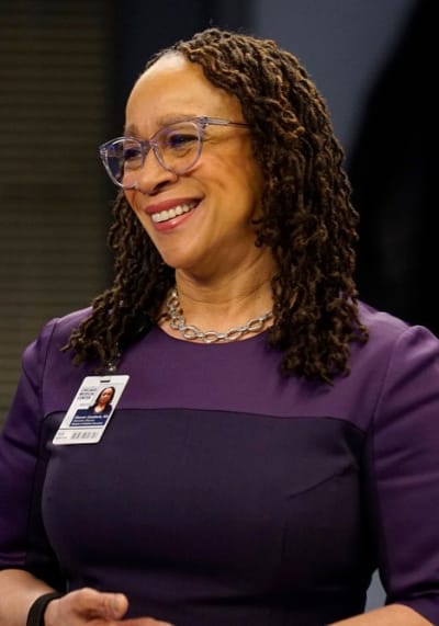 Happy Hospital Head - Chicago Med Season 5 Episode 19