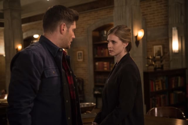 Dean and Toni face off - Supernatural Season 12 Episode 22