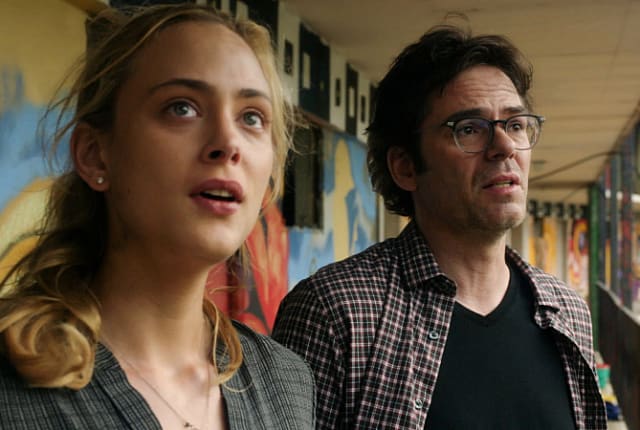 Watch Zoo Season 1 Episode 6 Online Tv Fanatic When the team travels to mississippi to investigate the wolf attack on the prison, mitch and abraham break off to catch one of the wolves, and chloe, jackson and jamie discover that death row inmate escapee evan lee hartley (marcus.
