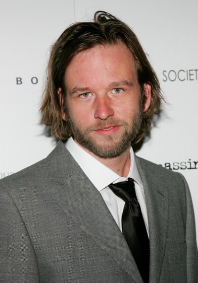 Dallas Roberts