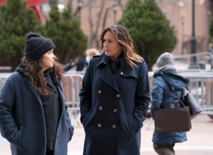 Law and order svu season 22 watch online deals