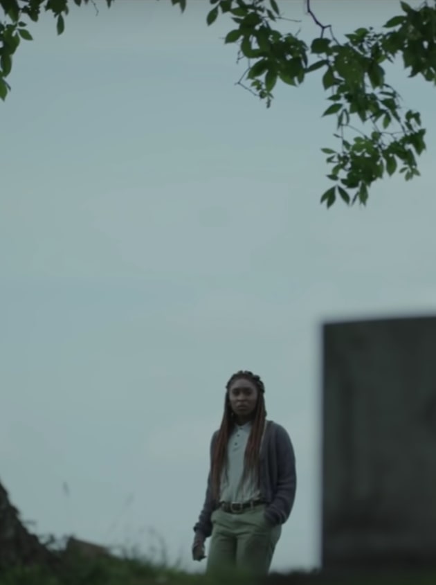Holly Visits a Grave - The Outsider Season 1 Episode 3