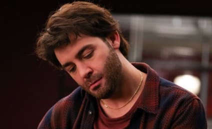 Watch Ordinary Joe Online: Season 1 Episode 9