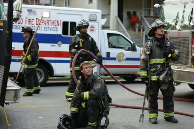 Back to work chicago fire season 4 episode 1