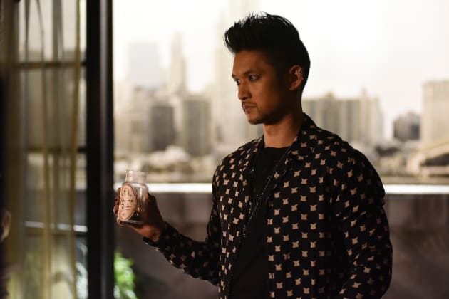 The Missing Ingredient - Shadowhunters Season 2 Episode 7