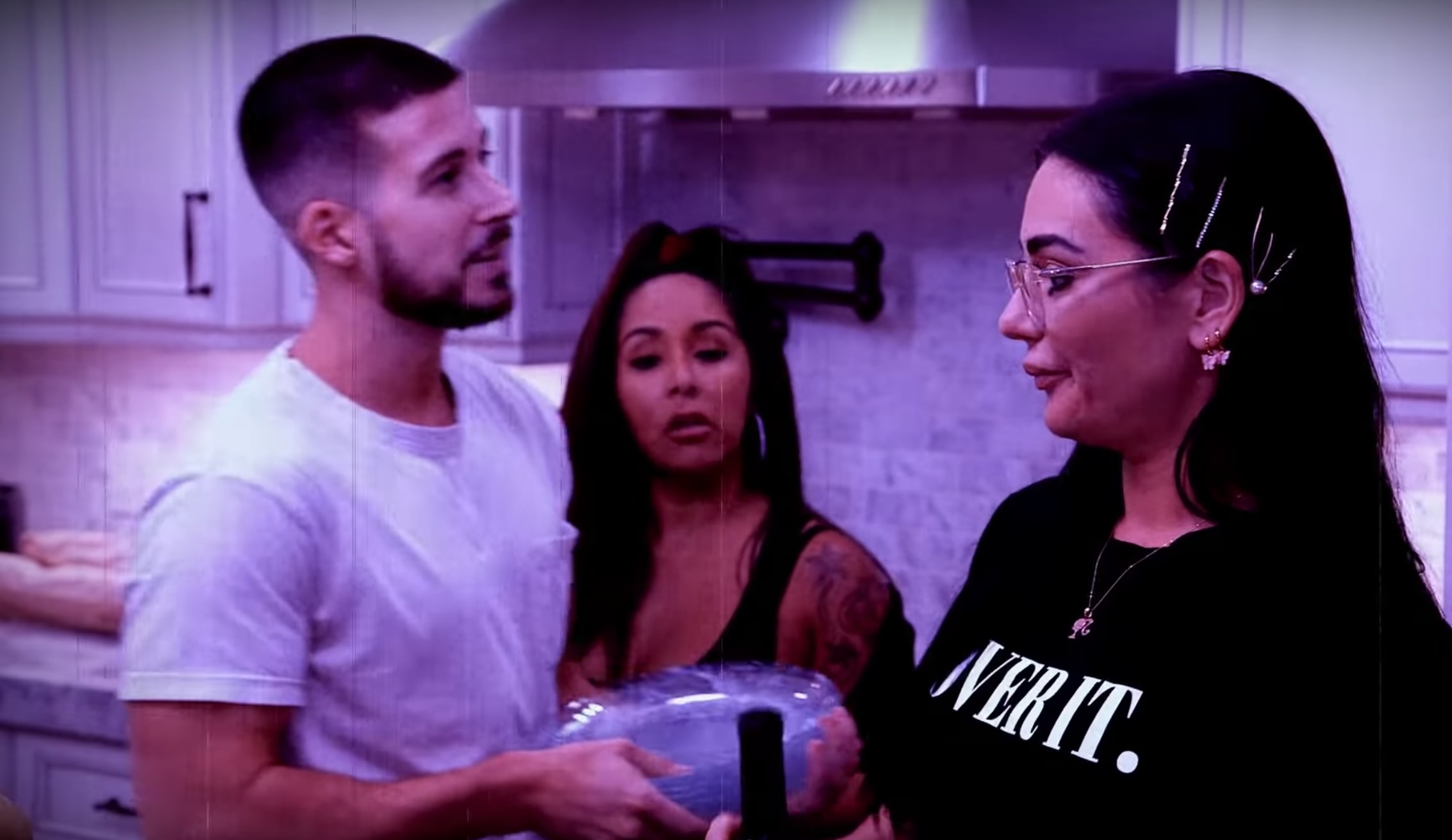 watch jersey shore family vacation season 1 episode 3