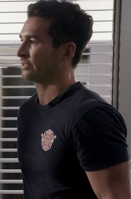 Travis apologizes - Station 19 Season 4 Episode 3 - TV Fanatic