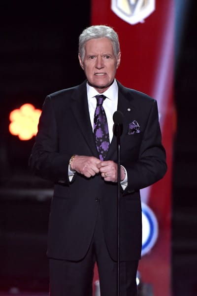 Alex Trebek Accepts Award