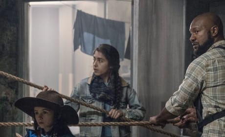 The walking dead season 10 online episode 16 sales