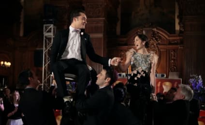 Gossip Girl Photo Gallery: Chair on Chairs!