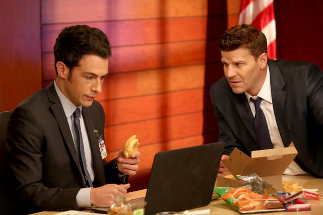 Aubrey and Booth Review the Evidence - Bones Season 10 Episode 11